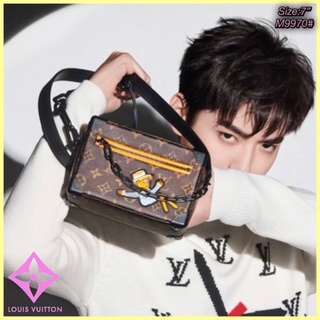 กระเป๋าสะพายข้าง Louis Vuitton พร้อมกล่อง