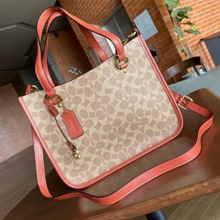 COACH TYLER CARRYALL 28