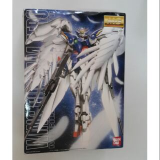 กันดั้ม​ Wing​ Gundam Zero Mobile Suit