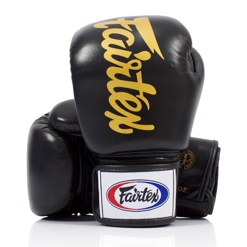นวม Fairtex Boxing Gloves BGV19 DELUXE TIGHT-FIT GLOVES Black Color นวมชกมวย สีดำ หนังแท้