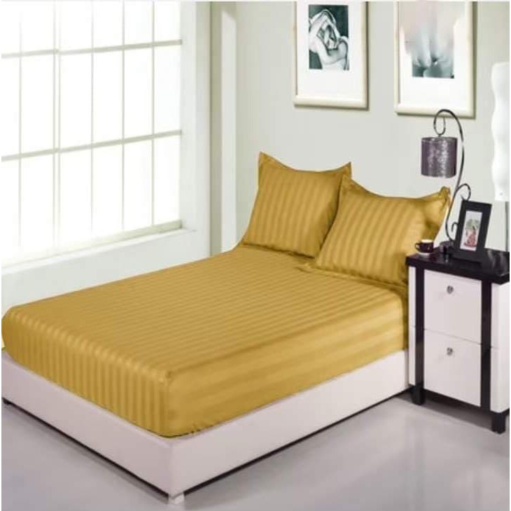 ผ้าปูที่นอน สีทองลายริ้ว ชุดผ้าปูที่นอน 5ชิ้นสำหรับ 5,6 ฟุตและ3.5ฟุต 3ชิ้นรัดมุม (รัดมุม เตียงสูง10นิ้ว)