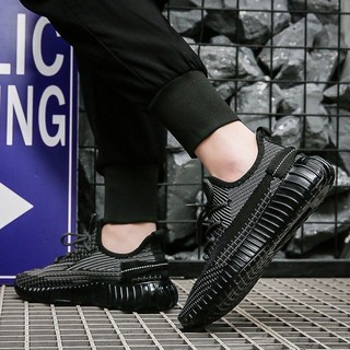 yeezy✟◆รองเท้ามะพร้าวฤดูร้อนผู้ชาย 350 รองเท้าผ้าใบตาข่ายทอบินที่เป็นพิษมาก tide ระบายอากาศได้รองเท้ากีฬาลำลองรูปแบบใหม่