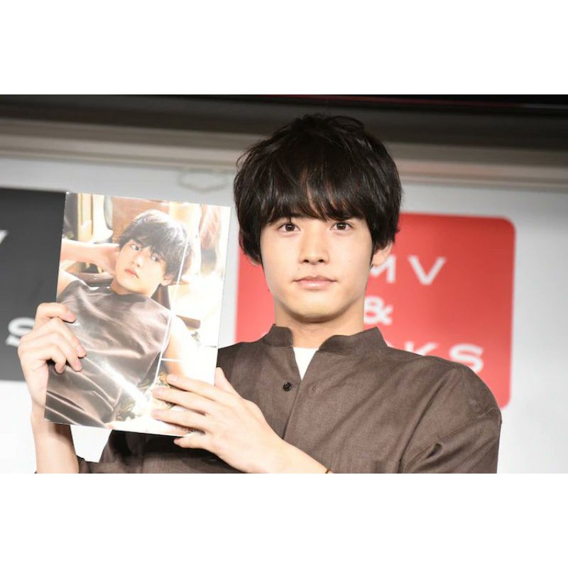 *พร้อมส่ง* Akaso Eiji First photo book นักแสดงนำจากซีรี่ส์ญี่ปุ่นสุดฮิต Cherry Magic (เชอรี่เมจิค)