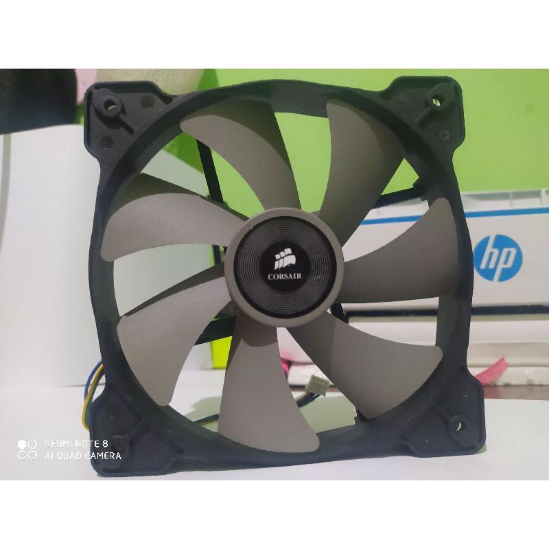 พัดลมระบายความร้อน CORSAIR NR135L 13.5 เซนติเมตร _Dc.12V _0.22A_4Pin