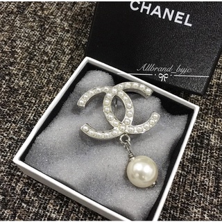 Chanel Brooch มุกห้อย