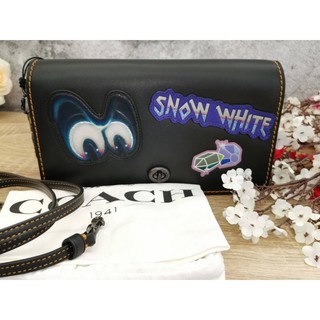 👑ผ่อน0%~แท้100%👑 กระเป๋าสะพาย  Coach งานShop สีดำ 32760 limited Edition  SNOW WHITE