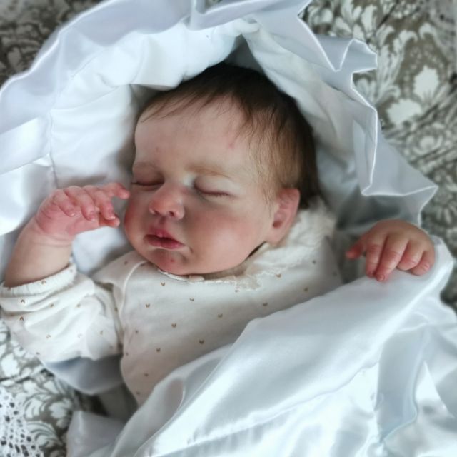 ตุ๊กตารีบอร์น เริ่มต้น15,000 ตุ๊กตารีบอร์นเบบี้ Reborn Doll Rebornbaby