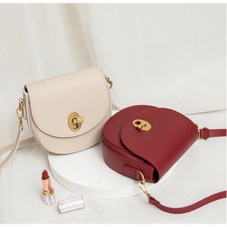 (Pre-order) Classic saddle bag กระเป๋าสะพายข้างสำหรับผู้หญิง