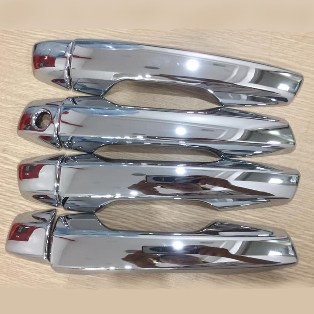 ชุดที่วางแขนประตู Mitsubishi Xpander 2018 นําเสนอ