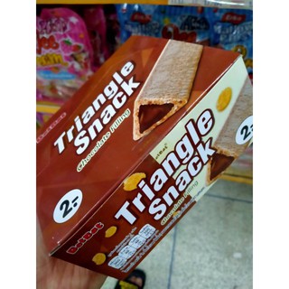 ขนมอบกรอบสอดไส้ครีมรสช็อกโกแลต Triangle Snack  Chocolate Filling