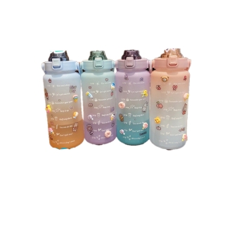 AD159_Shop water bottle A104 ขวดน้ำพลาสติกแบบพกพา ขวดน้ำสไตล์สปอร์ต ความจุ 2000ml/DIYสติ๊กเกอร์+3Dตุ๊กตาการ์ตูน