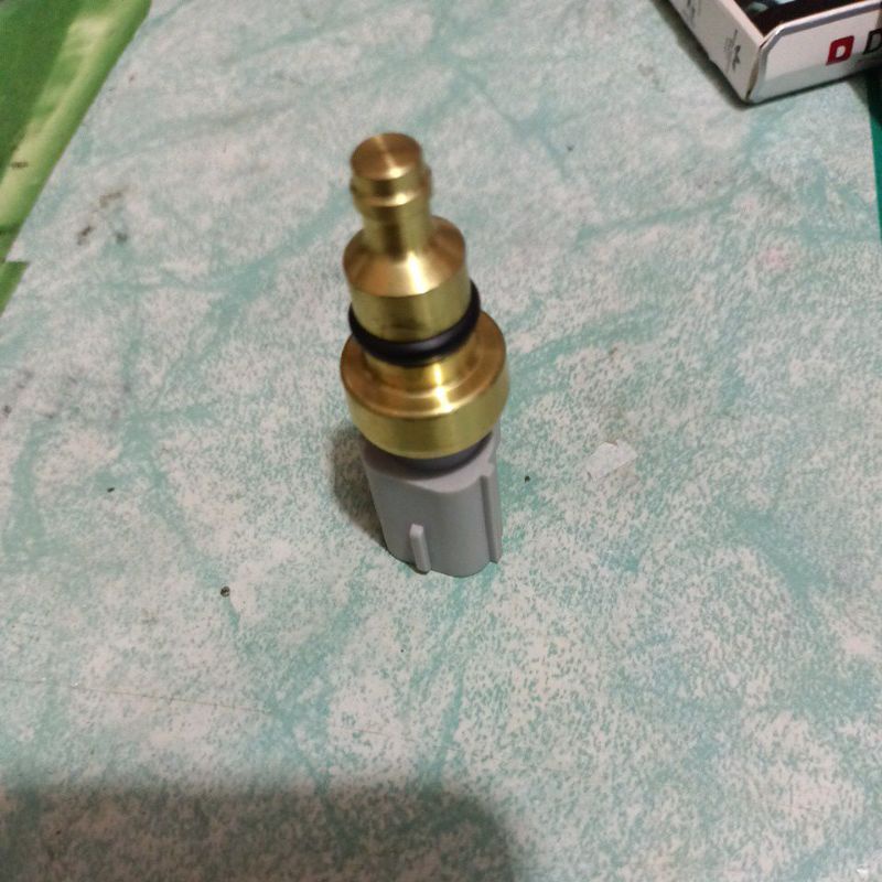 JAGUAR X JAGUAR S TEMPERATURE SWITCH JAGUAR XK8 XK XJ XF VOLVO S40 S60 V50 C30