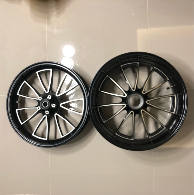 Ducati Diavel  front & rear wheel