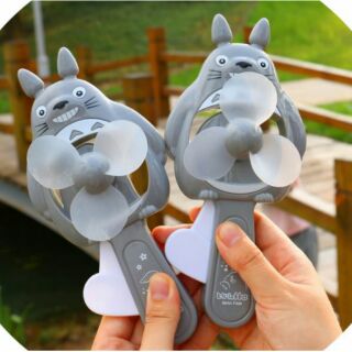 พัดลมมือถือโตโตโร่ (Totoro Ecofan): 89บาท