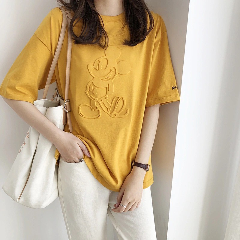 LGfashion เสื้อยืดลายการ์ตูนสุดฮิต รุ่นนี้คือฮิตมากกก ปังไม่ไหววว มี 10 สีจัดไซส์ใหญ่จุกๆ ด้วยนะค้าาา