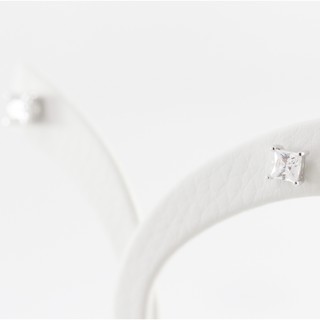 LALITA.BKK - ต่างหูเพชร CZ เหลี่ยม 4 เตย Square Diamond Stud Earrings