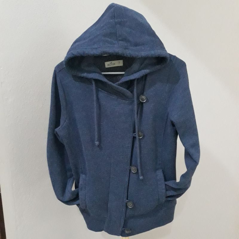 เสื้อกันหนาว HOLLISTER ไซส์ S มือสอง 🥳🥳