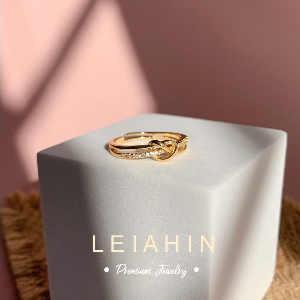 LEIAHIN แหวนแฟชั่นสตรี แหวนชุบทอง 18k รูปหัวใจประดับเพทาย ปรับได้ พรีเมี่ยม มินิมอล ไม่ลอกสีดำ