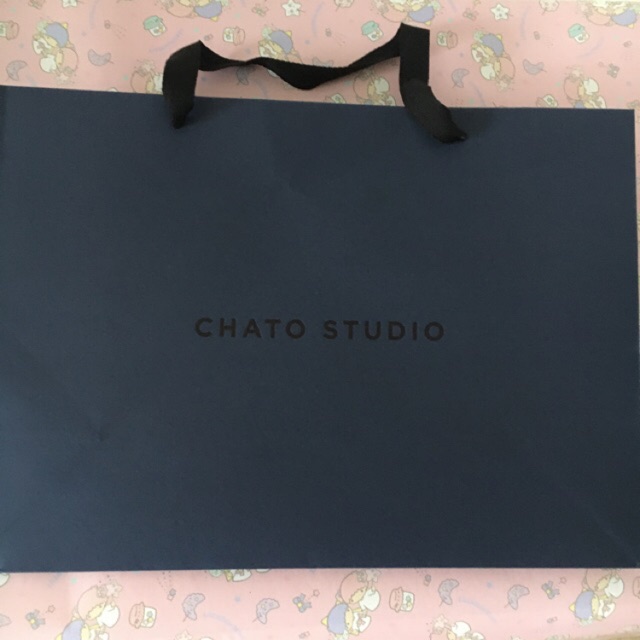 Chato studio ถุงกระดาษแบรนด์เนม