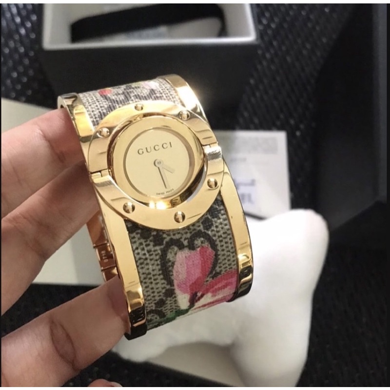 Gucci Twirl Watch สายลายดอกไม้🌸