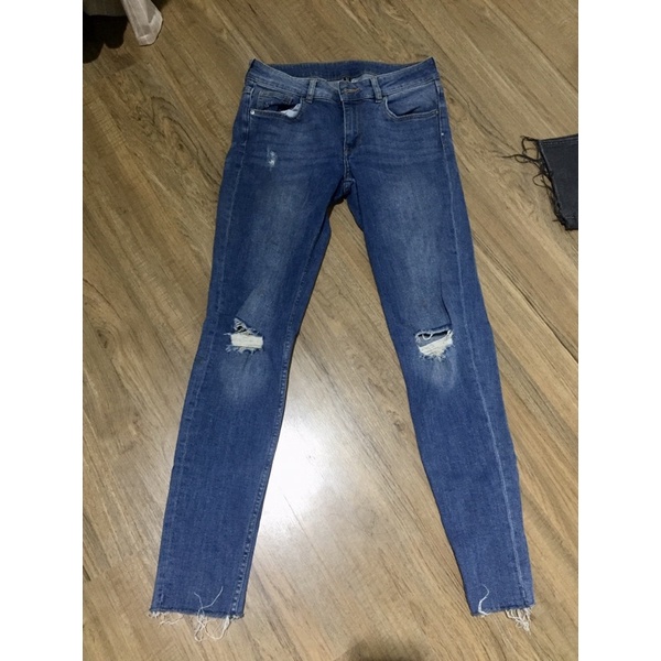 กางเกงยีนส์ HM sz.38