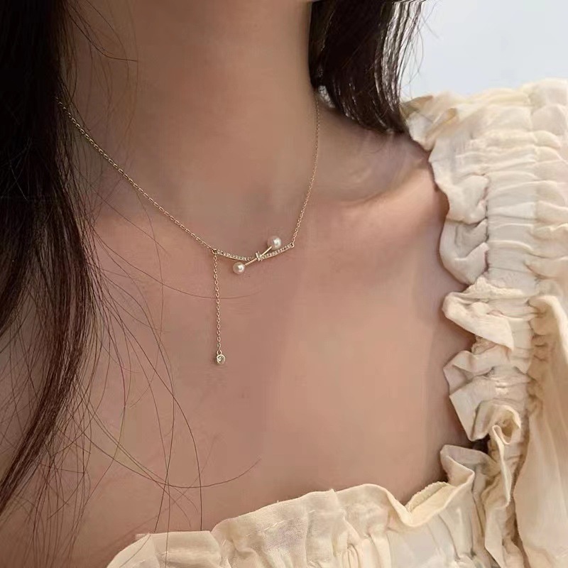 เครื่องประดับ สร้อยคอ สายโซ่ไทเทเนียม จี้คริสตัล ประดับไข่มุก สีทอง แฟชั่นสําหรับผู้หญิง