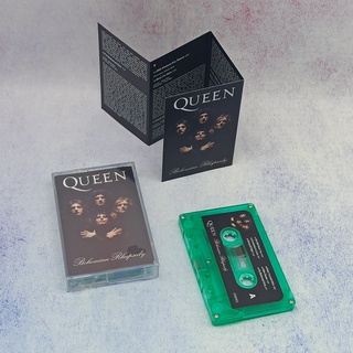 Cassette English songs Rock songs Queen Band New unopened Walkman cassette