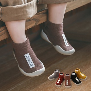 แหล่งขายและราคารองเท้าเด็ก รองเท้าหัดเดิน “ถุงเท้าหัดเดิน” พื้นซิลิโคนกันลื่น 5สีสดใส แดง,เหลือง,น้ำตาล,เทา,ดำ A1อาจถูกใจคุณ