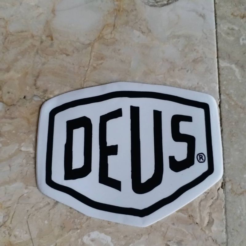สติ๊กเกอร์ Deus Ex Machina Bayland