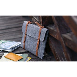 Woolen Envelope Laptop Bag - กระเป๋าใส่โน้ตบุ๊ค