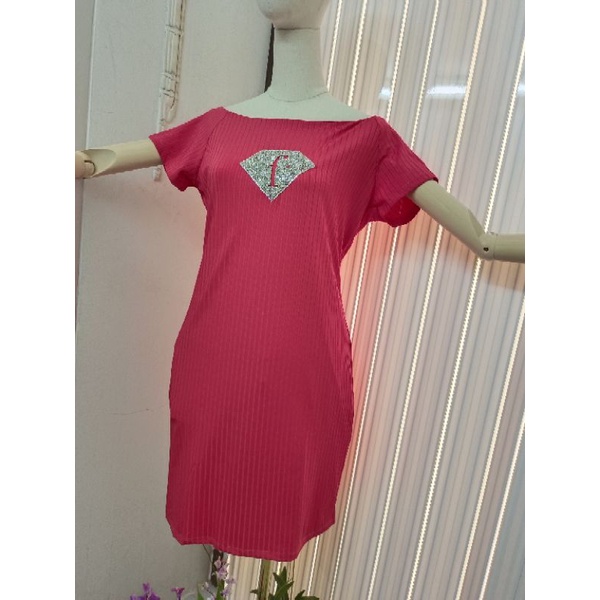 เดรส f.fashion paris สีชมพูขับผิวตัดเพชรปักลายเก๋ๆ ไซส์ L / 8US/ 40EUR by ESP มือสองสภาพดี