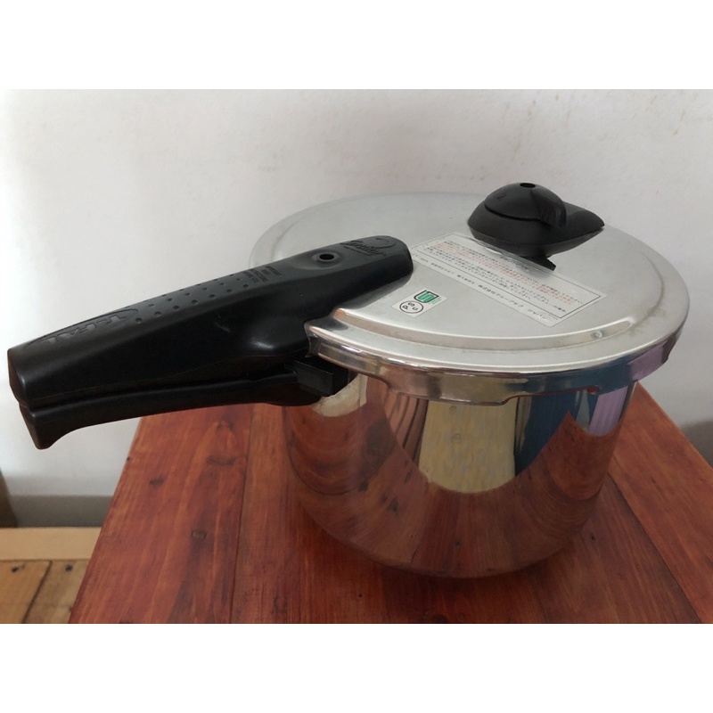 หม้อแรงดัน T-Fal ขนาด 6 ลิตร ของฝรั่งเศส