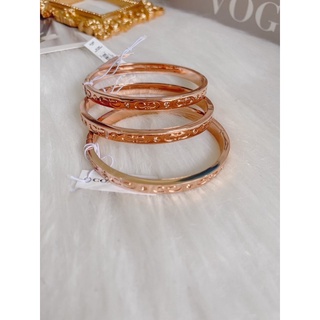 กำไล COACH STONE BANGLE F59083 สีโรสโกลด์ ขนาดเส้นผ่าศูนย์กลาง 2 1/2" x 2"