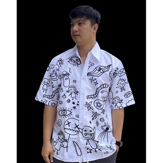 madday - เสื้อเชิ้ตขาวพิมพ์ลายแขนสั้น