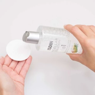 ISDIN MICELLAR SOLUTION ผลิตภัณฑ์ทำความสะอาดผิวหน้า ให้ความชุ่มชื้น ส่วนผสมจากธรรมชาติ ไม่ก่อให้เกิดการอุดตันและอาการแพ้