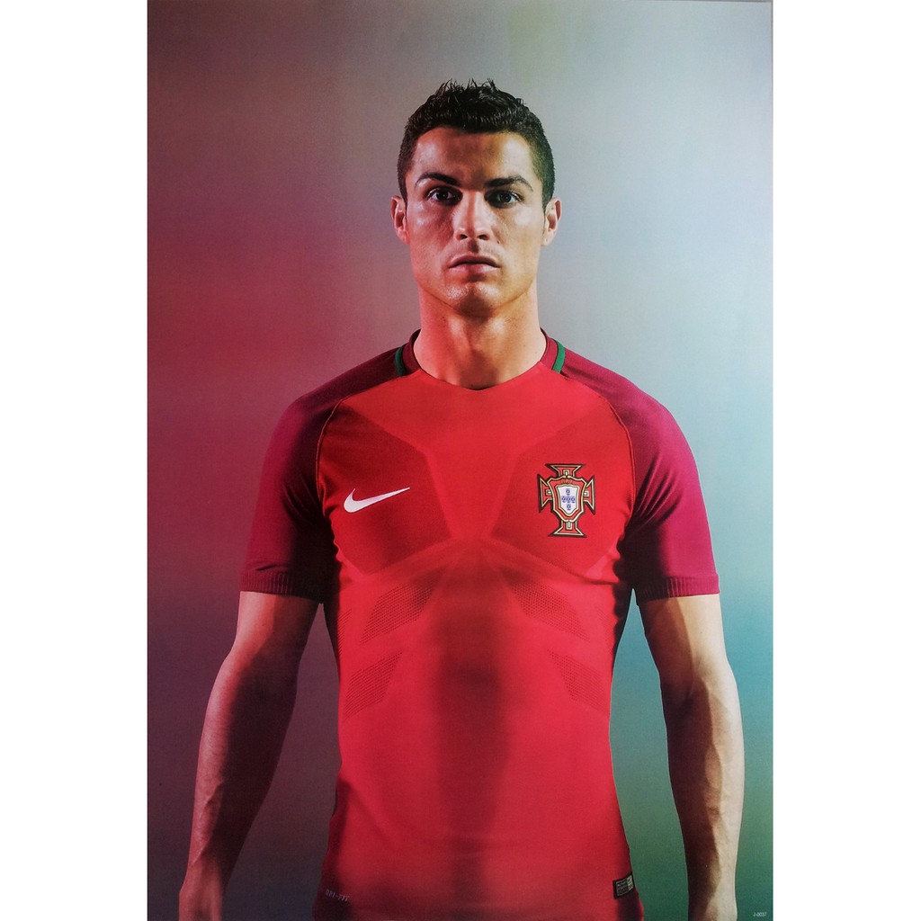 โปสเตอร์ นักฟุตบอล Cristiano Ronaldo Poster 24”x35” Inch Photo