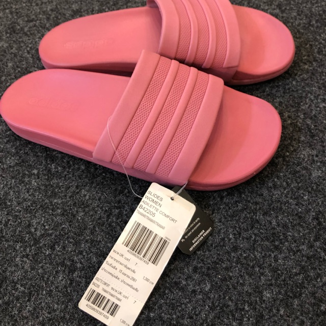 รองเท้าแตะ adidas adilette comfort 799 ไซร้40-41 uk7 ยาว27ซม ส่งฟรีค่ะ