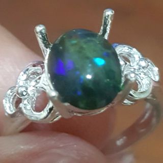 แหวนเงินแท้925 โอปอลแท้ โอปอลดำ (Natural black opal ring) size 5.75