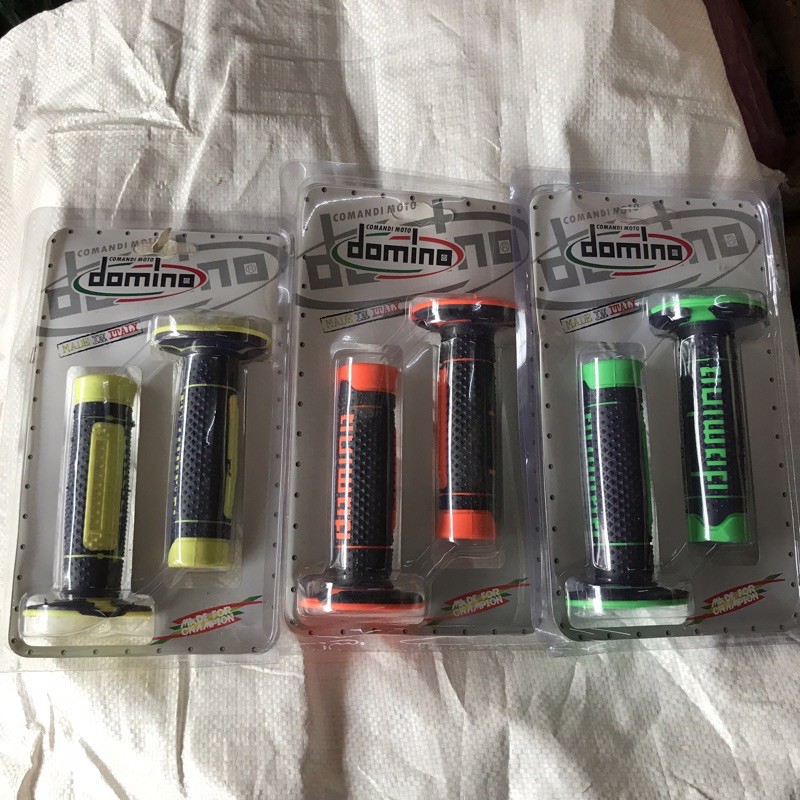 DOMINO ปลอกแฮนด์ UNIVERSAL ใช้