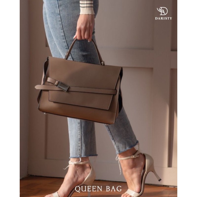 Daristy กระเป๋าถือหนังวัวแท้ลุคลูกคุณ รุ่น queen
