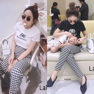 MM10792 Set 2 ชิ้น เสื้อคอตตอนสกรีนอก + กางเกงขายาวลายสก็อต Set of 2 pieces. Screened cotton shirt + plaid pants.