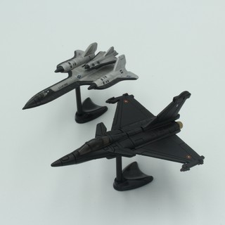 กาชาปอง เครื่องบินจำลอง Dassault Rafale และ SR-71 Blackbird (พลาสติก)