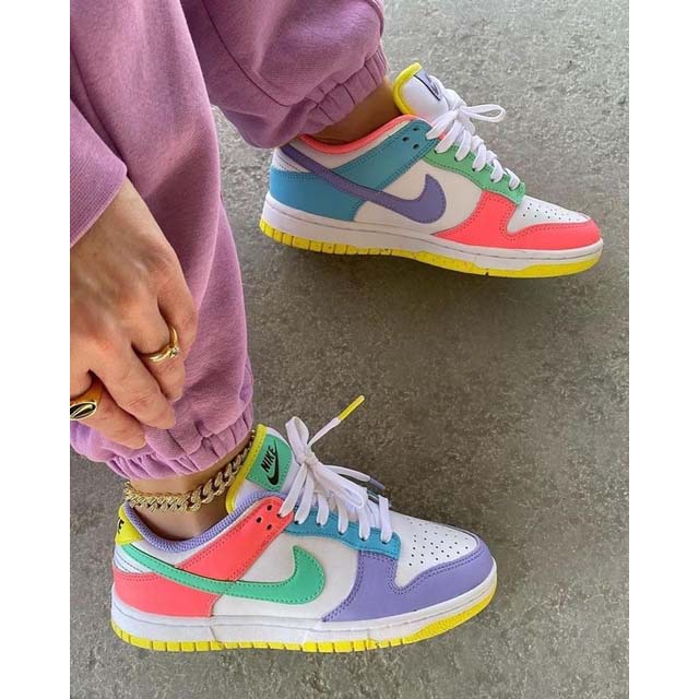 NIKE Dunk Low "Easter" ( Candy )