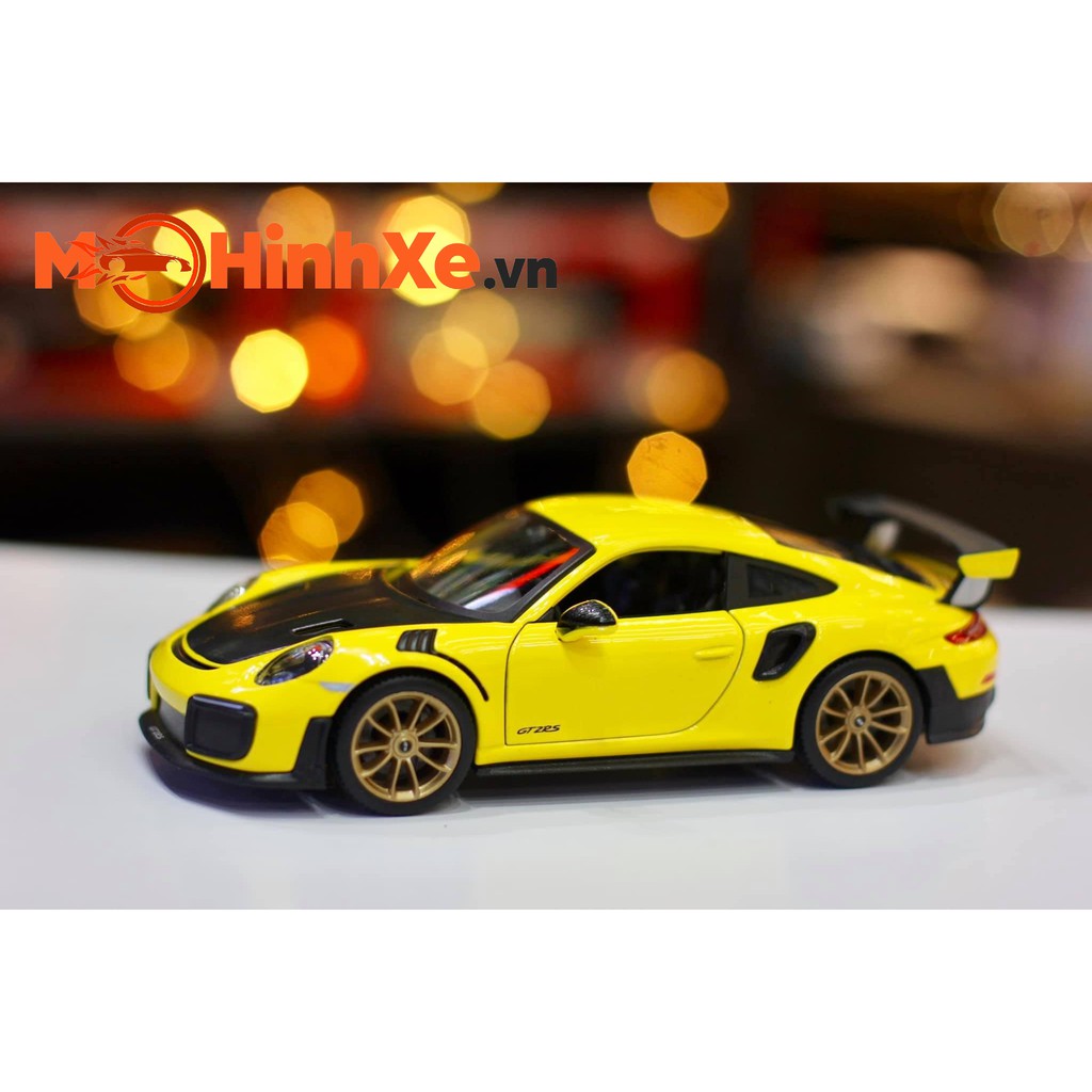 Porsche 911 GT2 RS 1:24 Maisto รุ่น