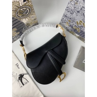 กระเป๋าแบรนด์เนม Dior Oblique saddle bag 📌size 21 cm.
