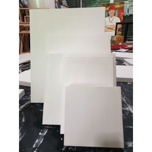 จำหน่ายเฟรมผ้าใบ canvas ขนาด 30 * 40 cmใช้แคนวาสแท้ 380 แกรม เขียนดีเขียนลื่ย