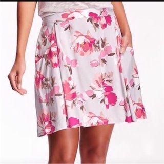 กระโปรงสั้นลายดอก OLD NAVY แท้จากช็อปโอลด์เนวี สีชมพูน่ารัก และดำคลาสสิค กระโปรงแบรนด์เนมลดราคา