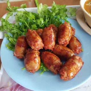 ไส้กรอกเนื้อ ช่องสามหมอ (ชัยภูมิ) สุดยอดของแซบ แพ็คศูนย์ยากาศอย่างดี