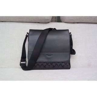 Black Gray C-ฝาสีดำ Coach กระเป๋าสะพายข้างผู้ชาย ฝาพับ