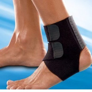 Futuro Sport Moisture Control Ankle Support ฟูทูโร่ สปอร์ต อุปกรณ์พยุงข้อเท้าแบบระบายความร้อน #3492